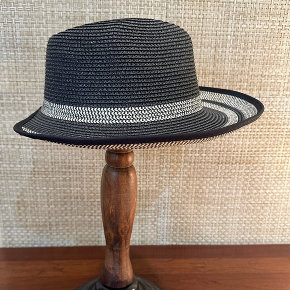 🌟HP🌟NWOT Black & Tan Paper Straw Garden Fedora Hat by Magid - Picture 4 of 10